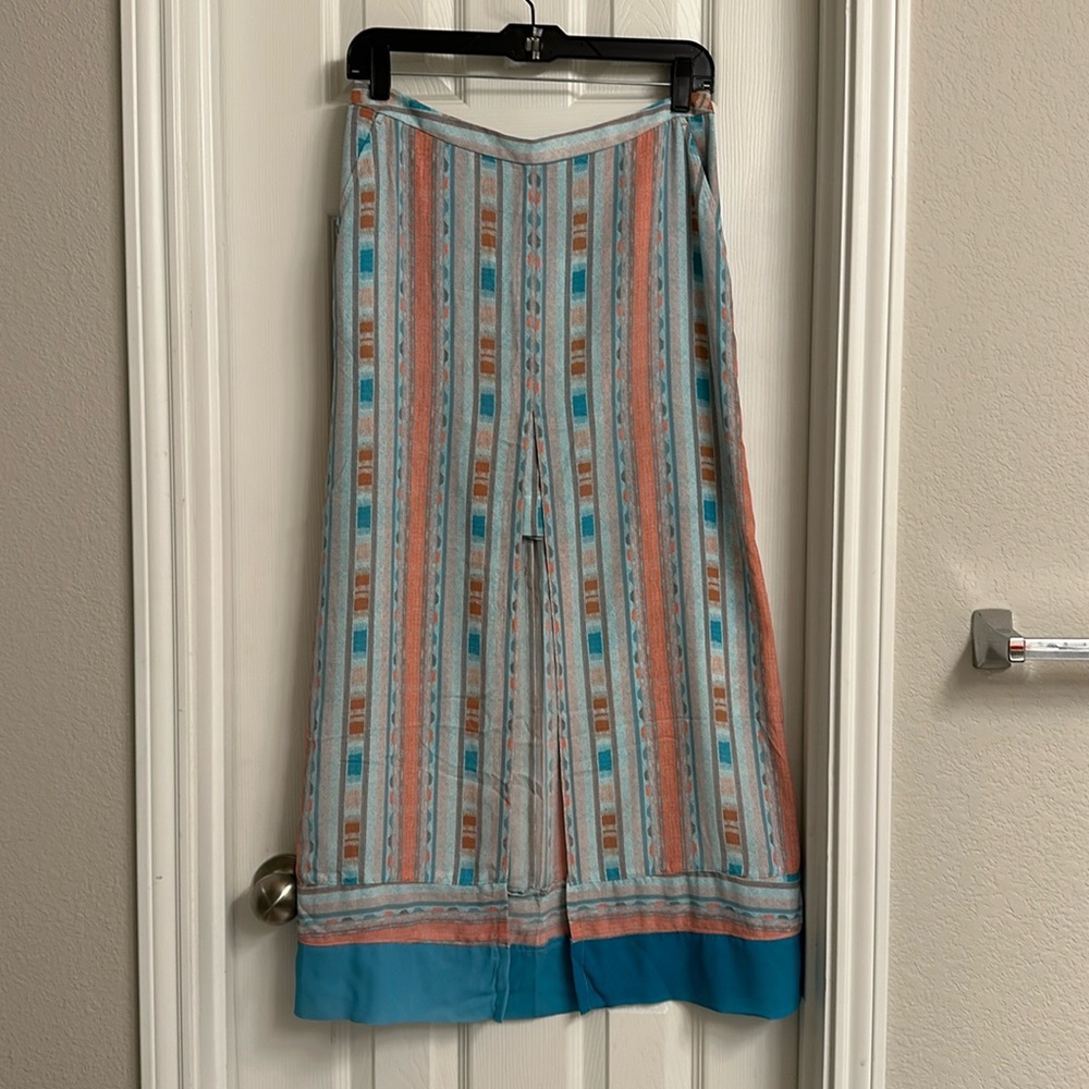 BCBGMAXAZRIA Skirt w/ Shorts
